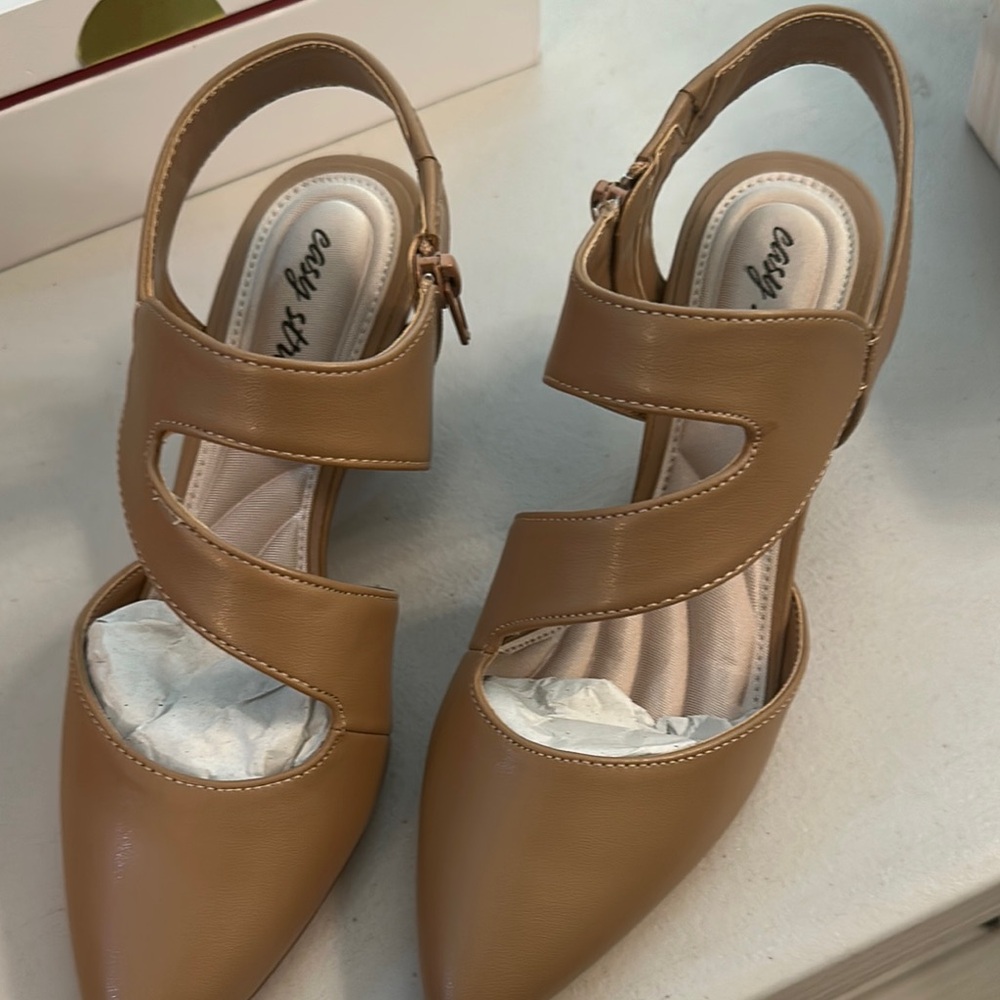 Easy Street Tan Heels with Asymmetrical Straps